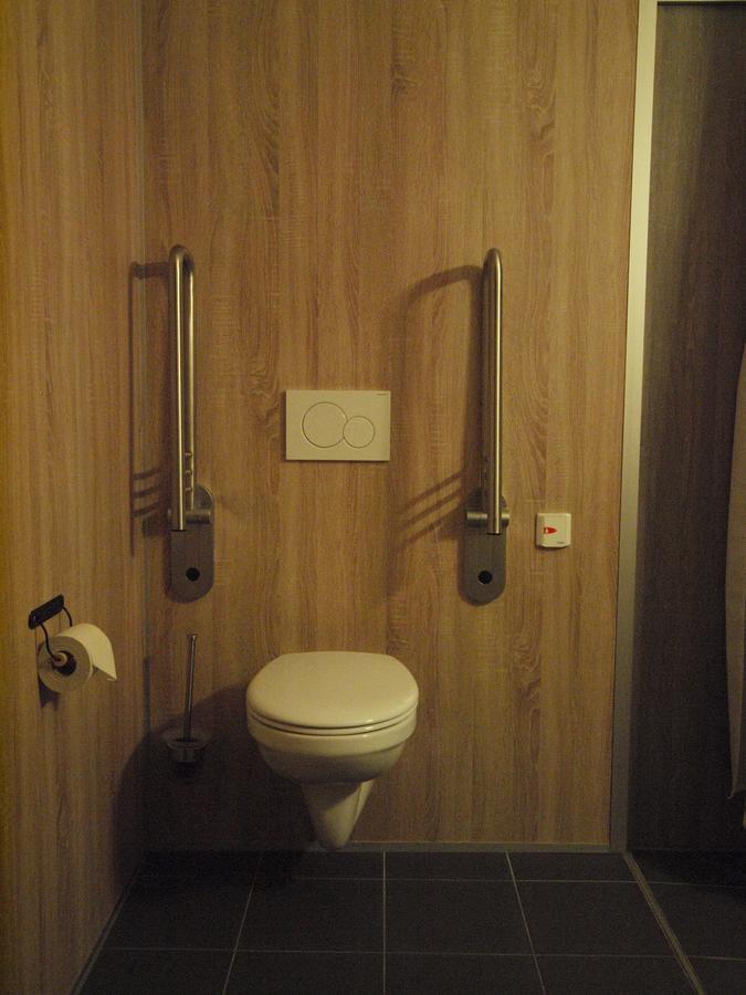 Hotel Traumfabrik Buettelborn Bagian luar foto